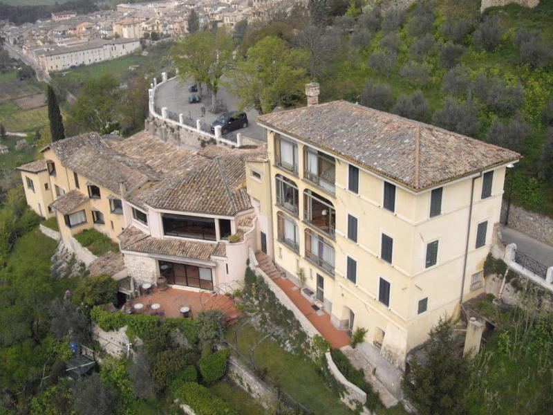 Hotel Gattapone Spoleto Ngoại thất bức ảnh